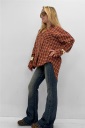 camicia lunga sul retro square